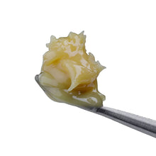 Load image into Gallery viewer, White Gold Live Rosin-01